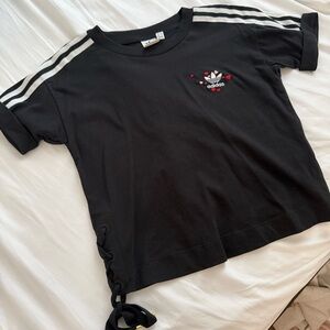 adidas Hearts 3-Stripes Side-Tie Tee